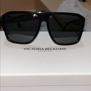 Victoria Beckham Sleek Black Eyewear